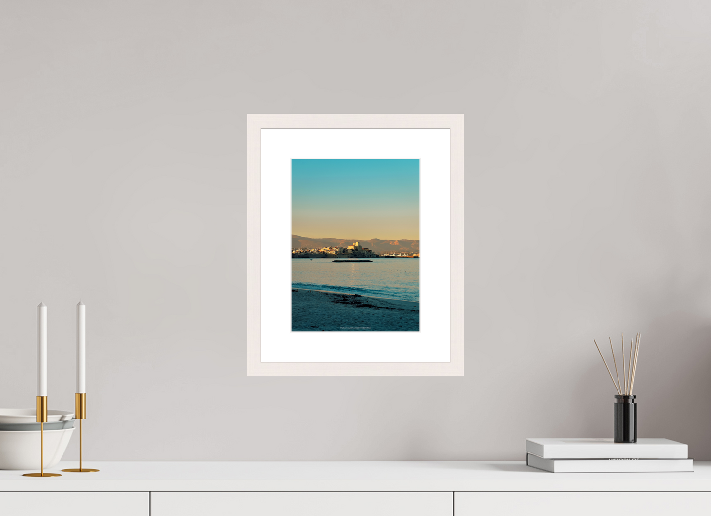 21 x 28 cm, Photo encadré bois érable blanc 20mm Antibes al tramonto